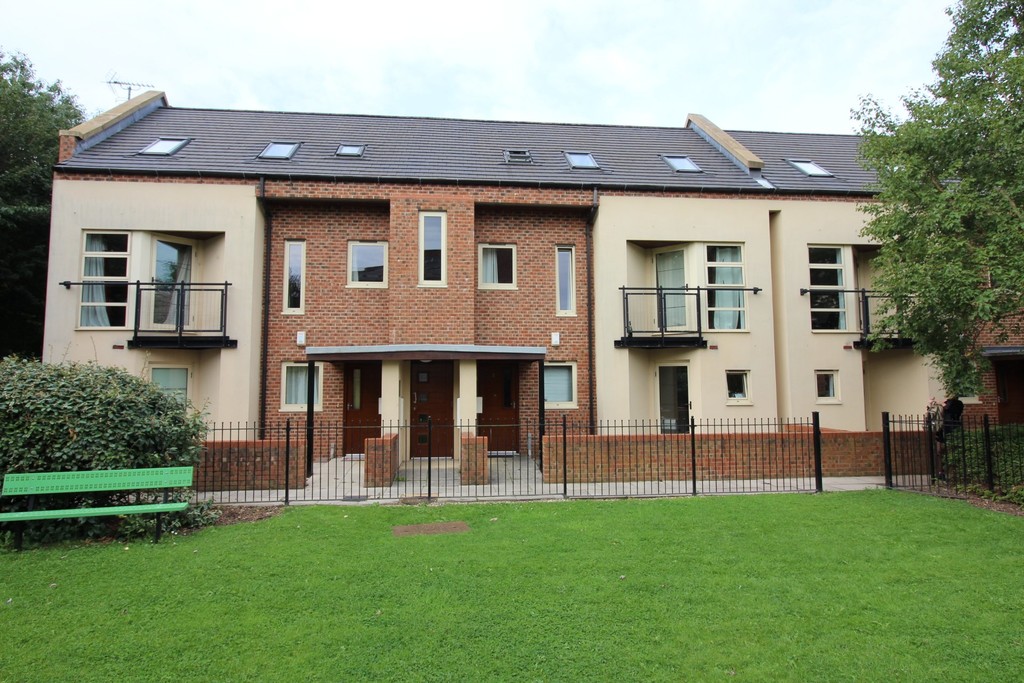 Image of Fountayne House, Lawrence Square